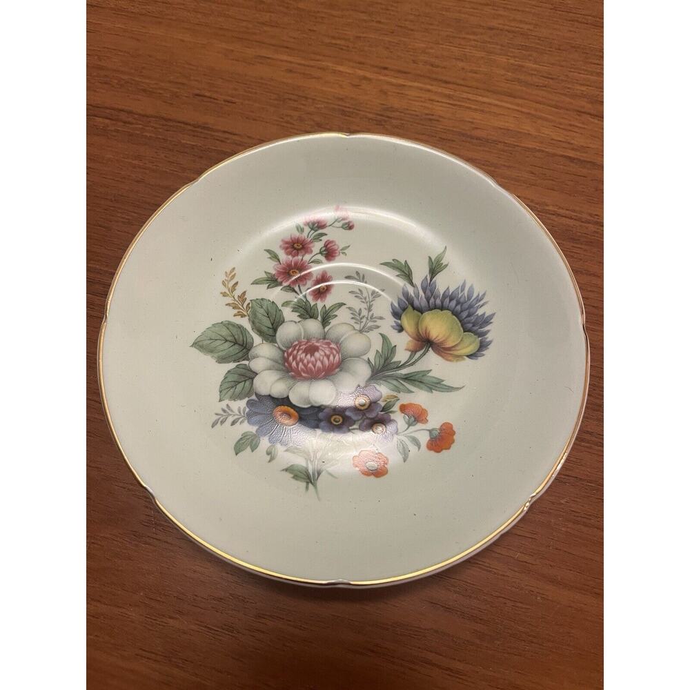 Royal Grafton Floral Teacup And Saucer - Picture 6 of 8